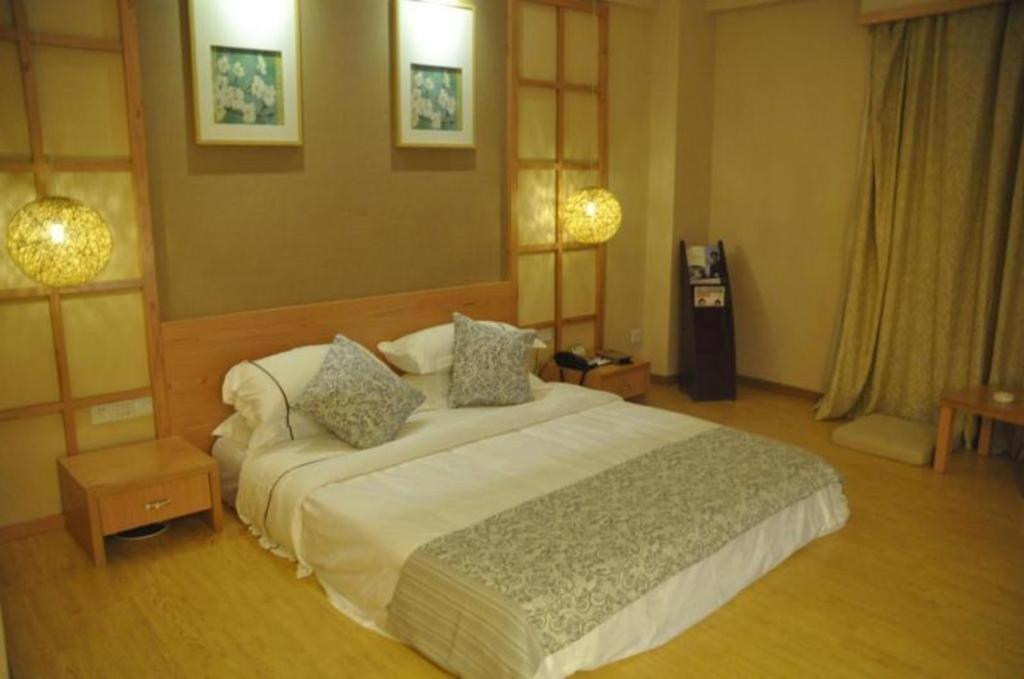 Galaxy Hotel Guangzhou Exterior photo